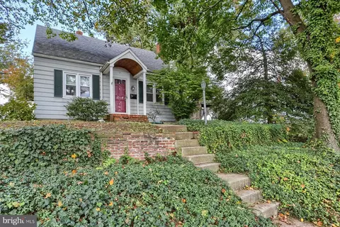 4228 Plymouth St, Harrisburg, PA 17109