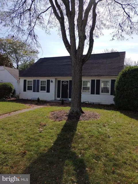 4705 Hunt Cir, Harrisburg, PA 17112