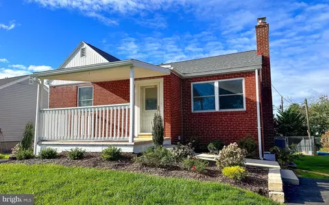 409 Rutherford Rd, Harrisburg, PA 17109