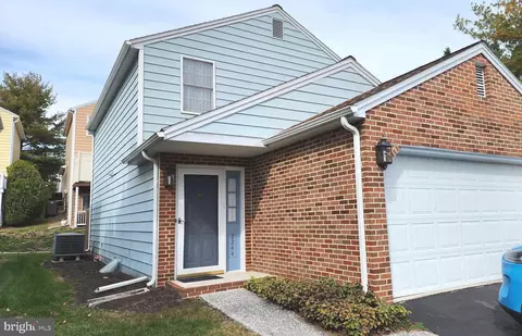 2244 Highland Cir, Harrisburg, PA 17110