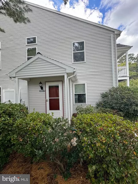 5813 Hidden Lake Dr # -H, Harrisburg, PA 17111