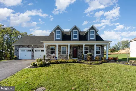 7308 Main St, Harrisburg, PA 17112