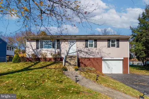 8052 Jefferson St, Hummelstown, PA 17036