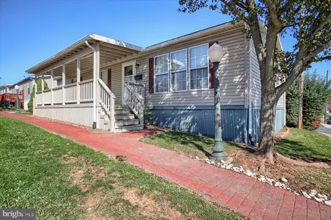 504 N Pine St, Middletown, PA 17057