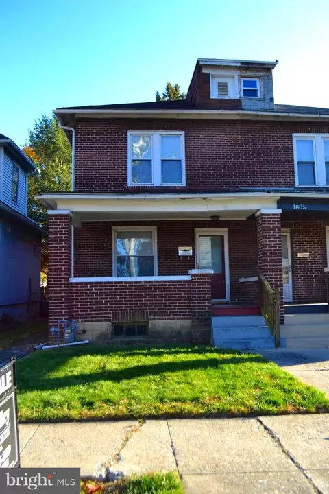 1807 Sycamore St, Harrisburg, PA 17104