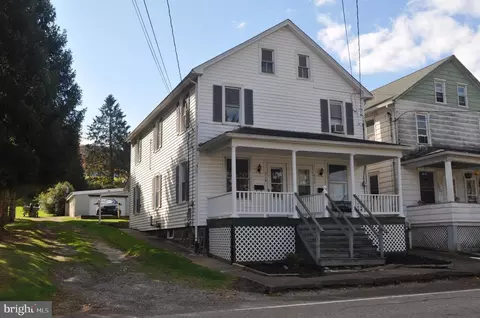 512-514 E Center St, Millersburg, PA 17061