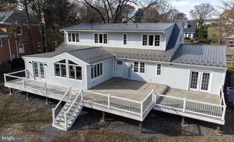 950 Beech Ave, Hershey, PA 17033