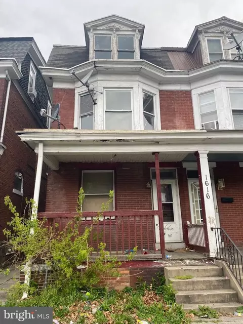 1614 Berryhill St, Harrisburg, PA 17104