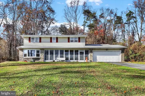 194 Dividing Ridge Rd, Halifax, PA 17032