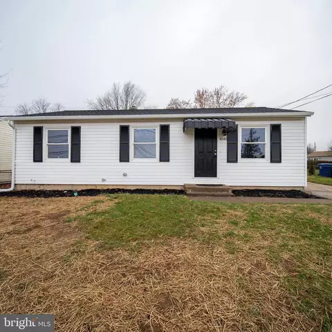 4340 Union Deposit Rd, Harrisburg, PA 17111