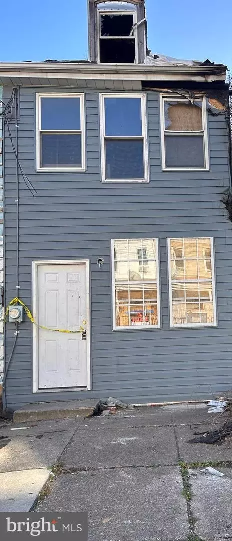 1317 Howard St, Harrisburg, PA 17104