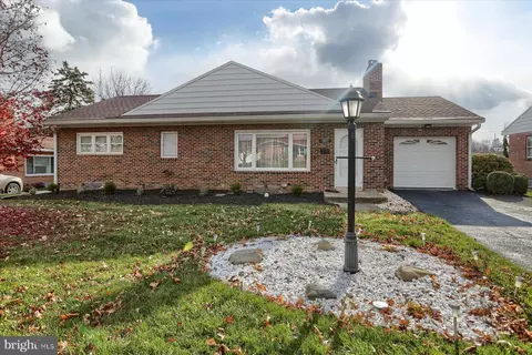 3807 Bonnyview Rd, Harrisburg, PA 17109