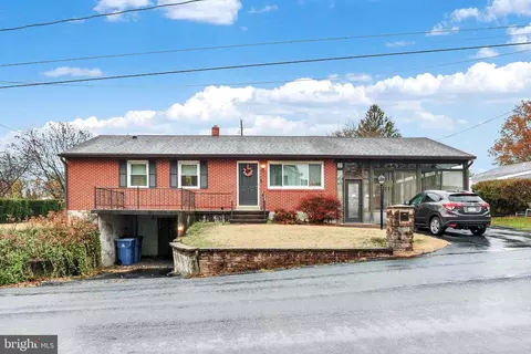7734 Valleyview Ave, Harrisburg, PA 17112