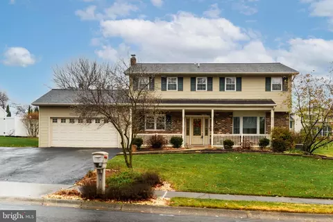 4483 Nantucket Rd, Harrisburg, PA 17112