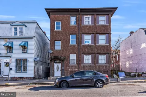 121 Evergreen St, Harrisburg, PA 17104