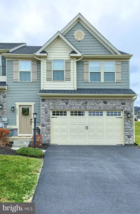 4035 Riva Ridge Rd, Harrisburg, PA 17112