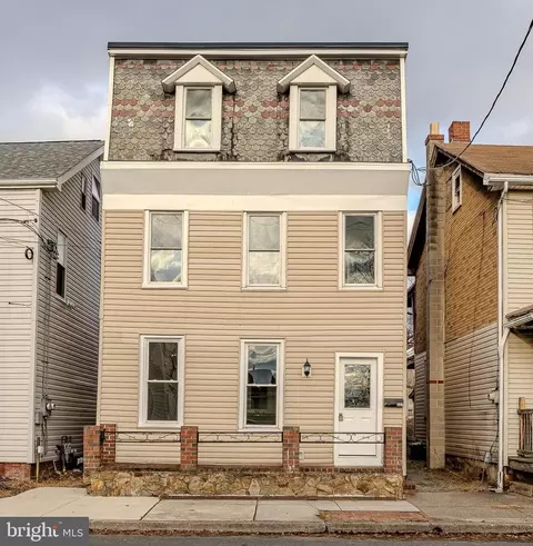 327 Ann St, Middletown, PA 17057