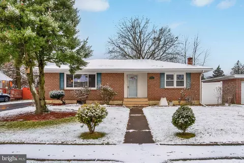 680 N 67th St, Harrisburg, PA 17111