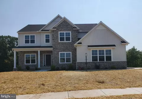114 Jennifer Cir, Harrisburg, PA 17112