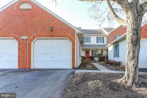 2077 Raleigh Rd # E, Hummelstown, PA 17036