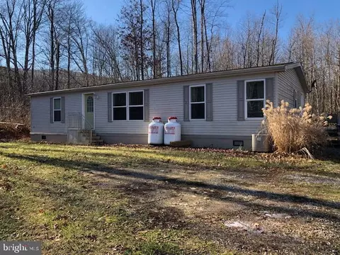 336 S Railroad St, Williamstown, PA 17098