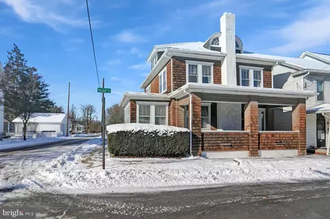 618 Market St, Lykens, PA 17048