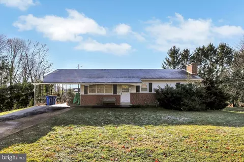 7551 Davids Rd, Harrisburg, PA 17111