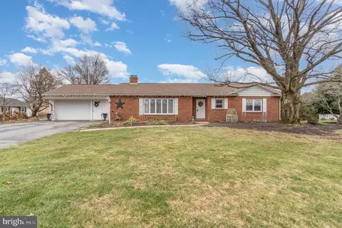 606 Berrysburg Rd, Millersburg, PA 17061