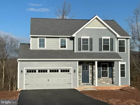 109 Tree Top Ln, Middletown, PA 17057