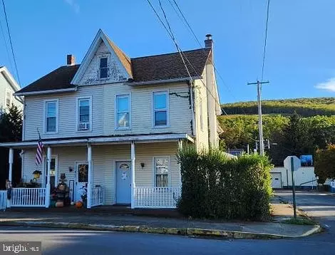 400 S 2nd St, Lykens, PA 17048