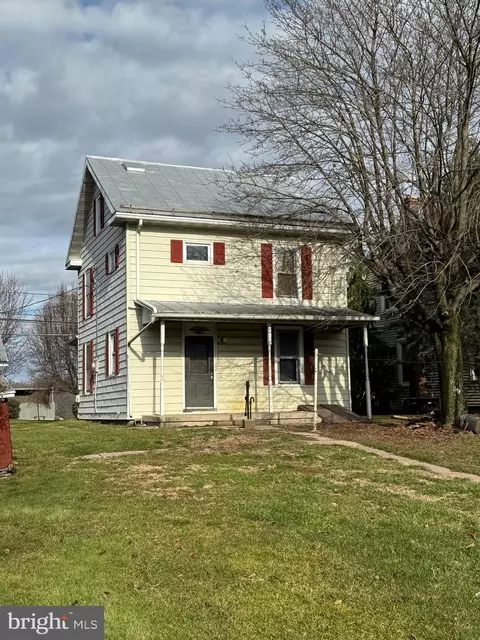 526 E Market St, Gratz, PA 17030