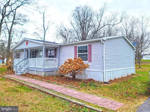 21 S Elmer Ave, Halifax, PA 17032