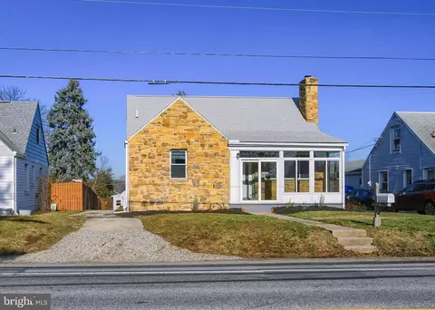 5202 Locust Ln, Harrisburg, PA 17109