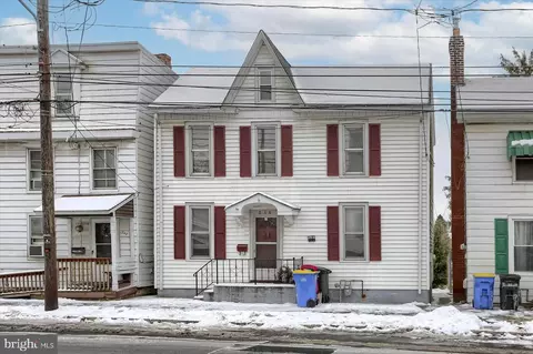 236 E Main St, Middletown, PA 17057