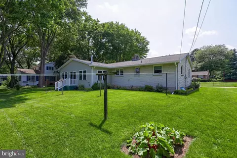115 Brookside Ave, Hershey, PA 17033 photo 29