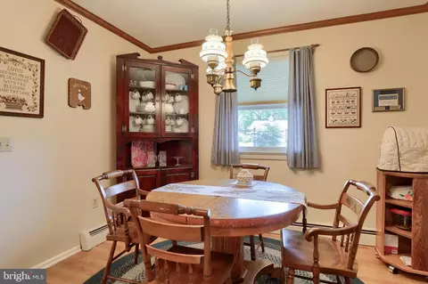 115 Brookside Ave, Hershey, PA 17033 photo 7