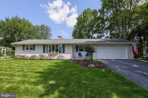 115 Brookside Ave, Hershey, PA 17033