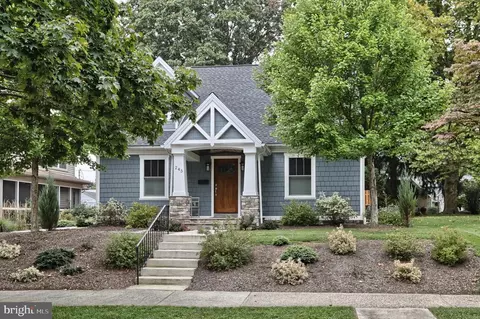 245 Maple Ave, Hershey, PA 17033