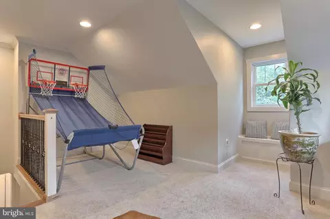 Bedroom - 245 Maple Ave, Hershey, PA 17033 photo 3 of 6