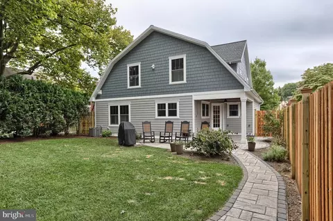 Exterior - 245 Maple Ave, Hershey, PA 17033 photo 5 of 7
