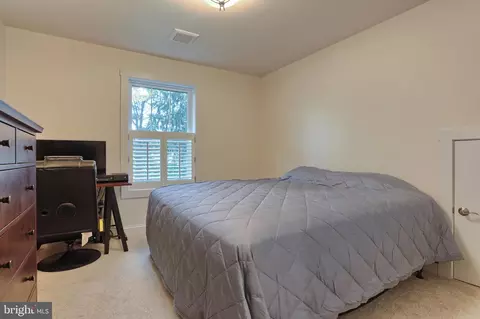 Bedroom - 245 Maple Ave, Hershey, PA 17033 photo 5 of 6