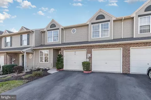 6419 Terrace Ct, Harrisburg, PA 17111
