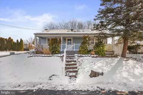 1090 5th Ave, Harrisburg, PA 17113