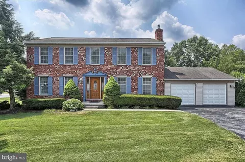6418 Gillingham Ln, Harrisburg, PA 17111