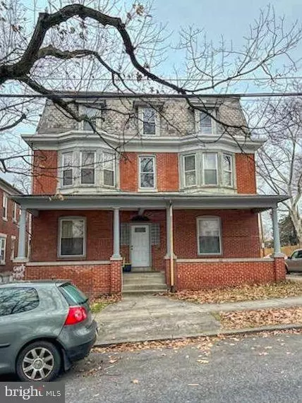 526 Schuylkill St, Harrisburg, PA 17110