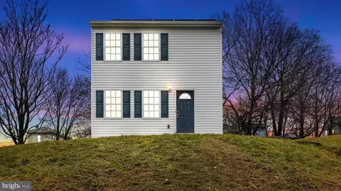 2308 Oxford Ave, Harrisburg, PA 17109