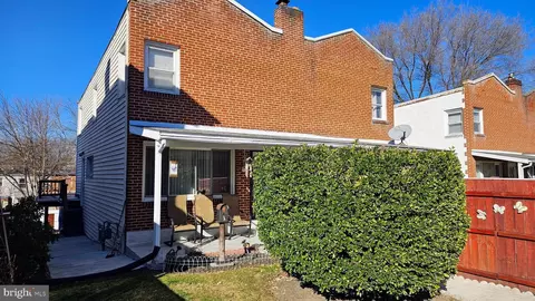 1824 Briggs St, Harrisburg, PA 17103