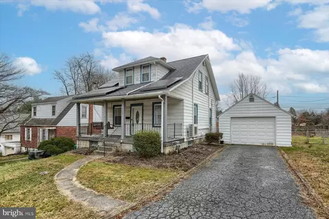 4227 Cambridge St, Harrisburg, PA 17109