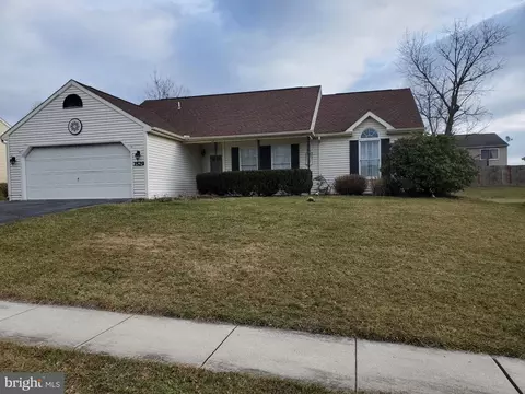 3529 Athena Ave, Harrisburg, PA 17110