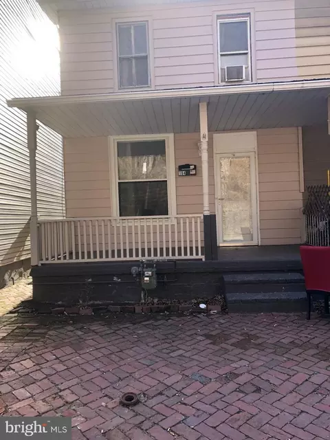 164 N 2nd St, Steelton, PA 17113